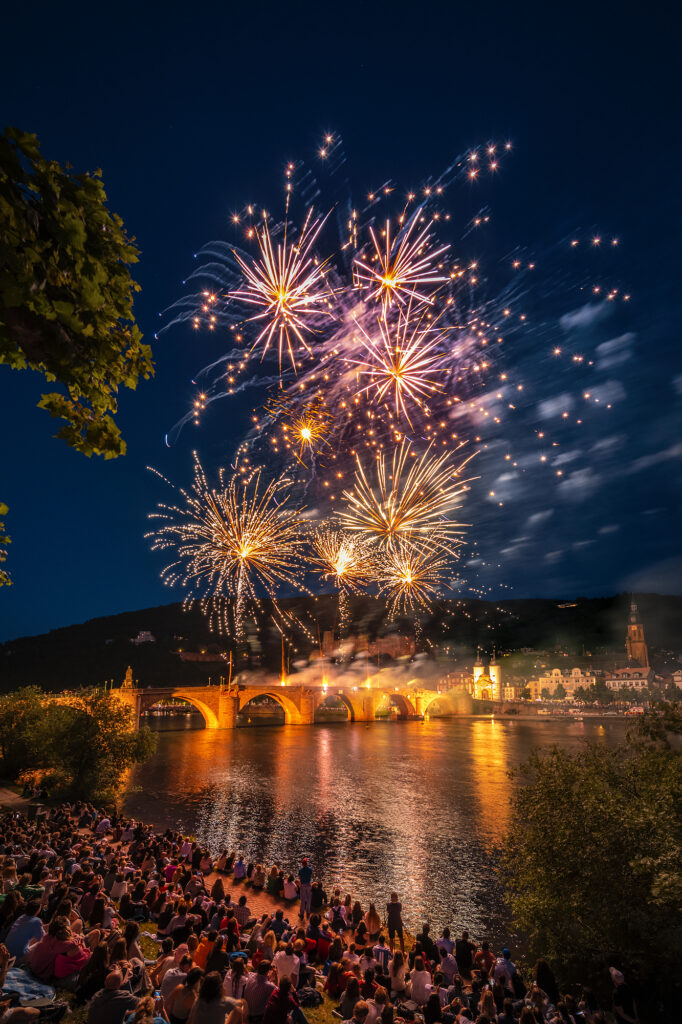 Schlossbeleuchtung Termine 2025 - Bootsfahrt Heidelberg